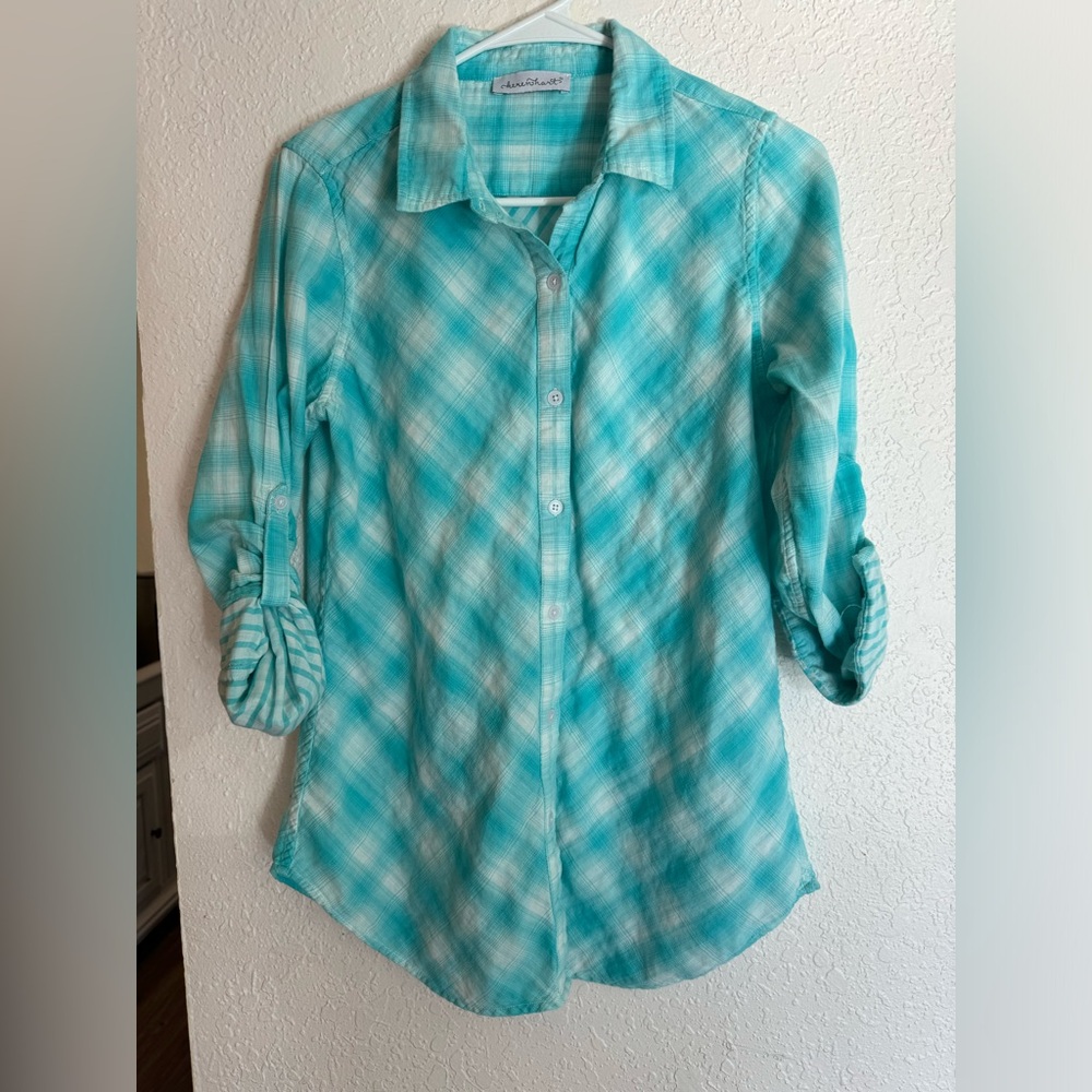 Keren Hart Women’s Button Up Shirt. 3/4 Sleeve. Sz Medium.